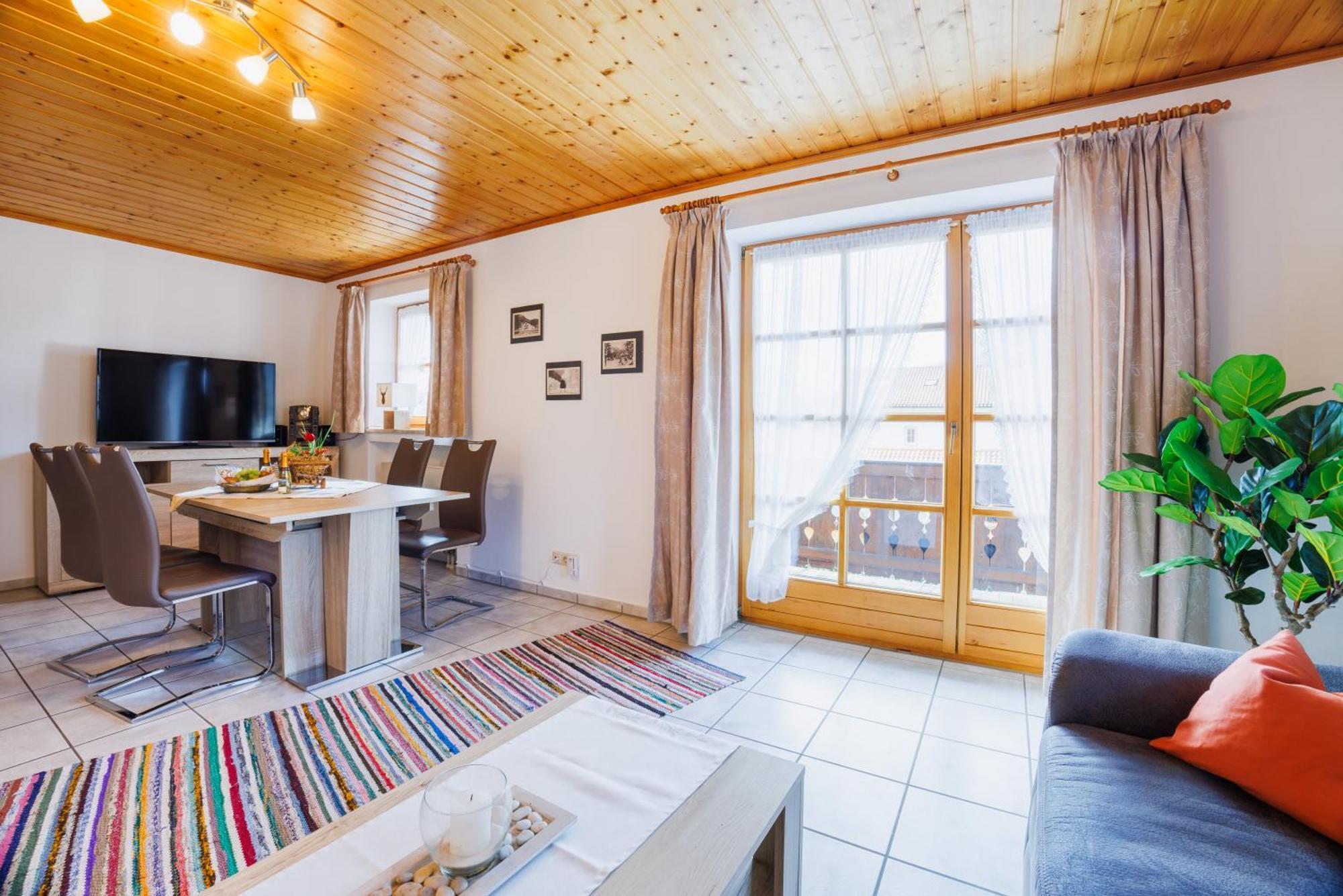 Ferienwohnung Kloepping Inkl. Chiemgaukarte Ruhpolding Exterior photo